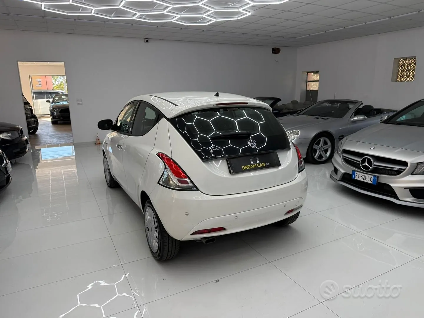 Lancia Ypsilon 2017 photo 4