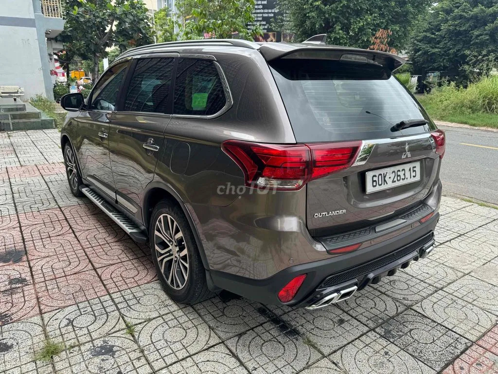 Mitsubishi Outlander 2018 photo 5