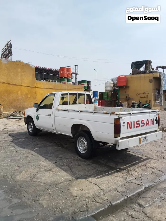 Nissan Datsun 1991 photo 3