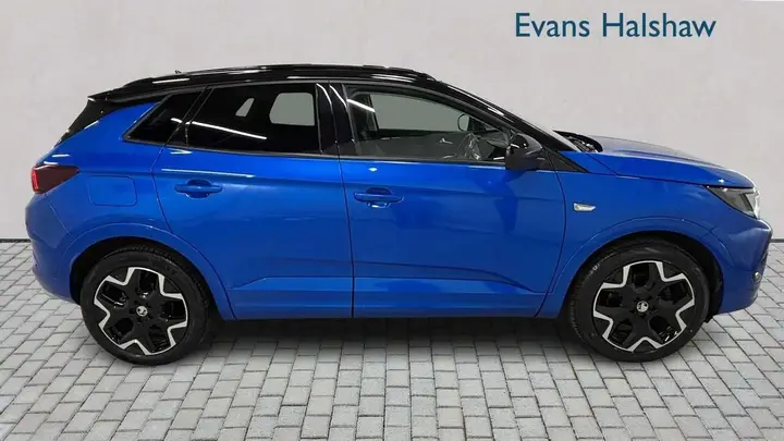 Vauxhall Grandland 2023 photo 3