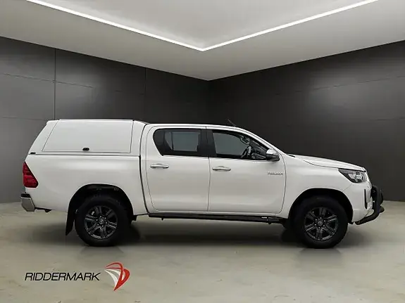 Toyota Hilux 2022 photo 2