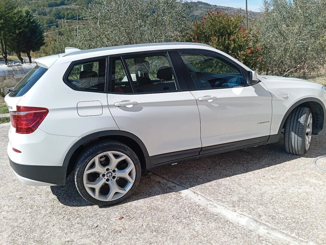 BMW X3 2014 photo 2