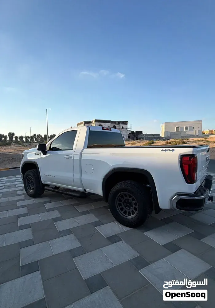 GMC Sierra