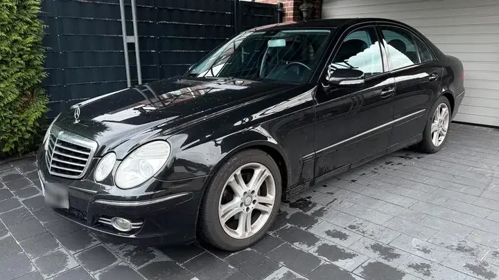 Mercedes-Benz E 220 Cdi