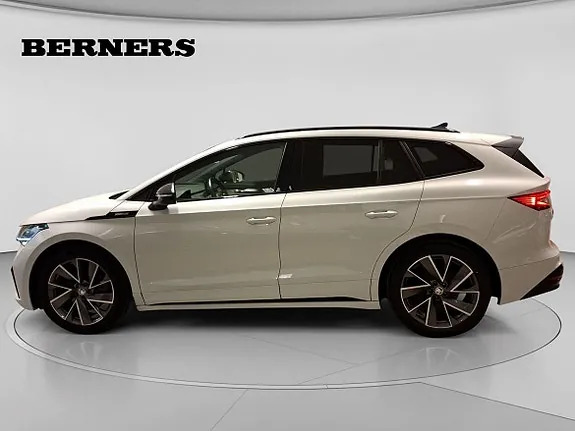 Skoda Enyaq 2023 photo 2