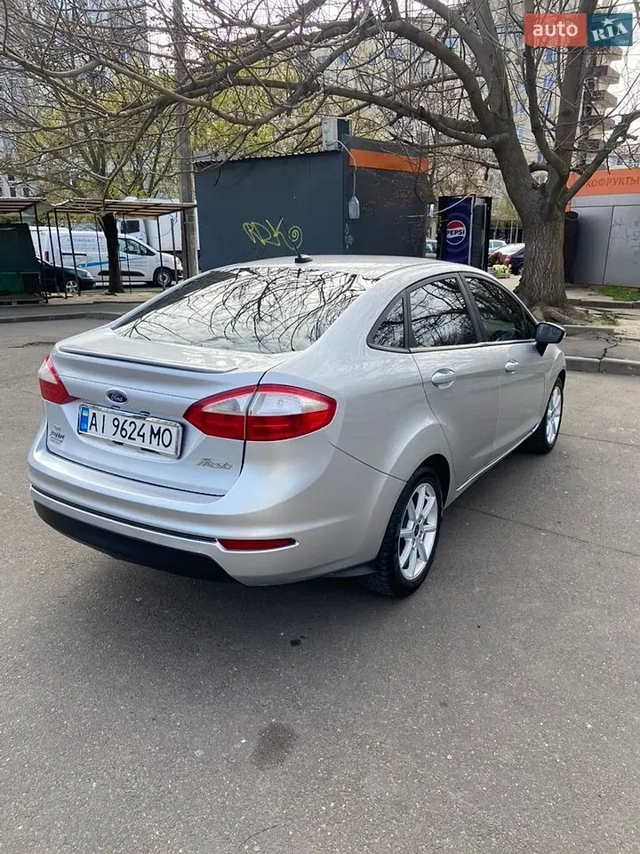Ford Fiesta 2016 photo 4
