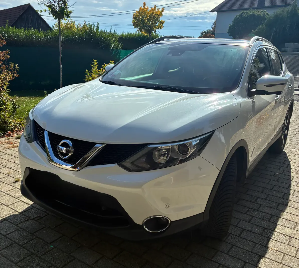 Nissan Qashqai 2015 photo 2