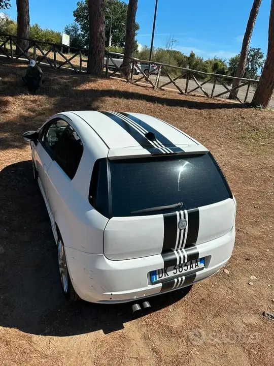 Fiat Grande Punto 2007 photo 5