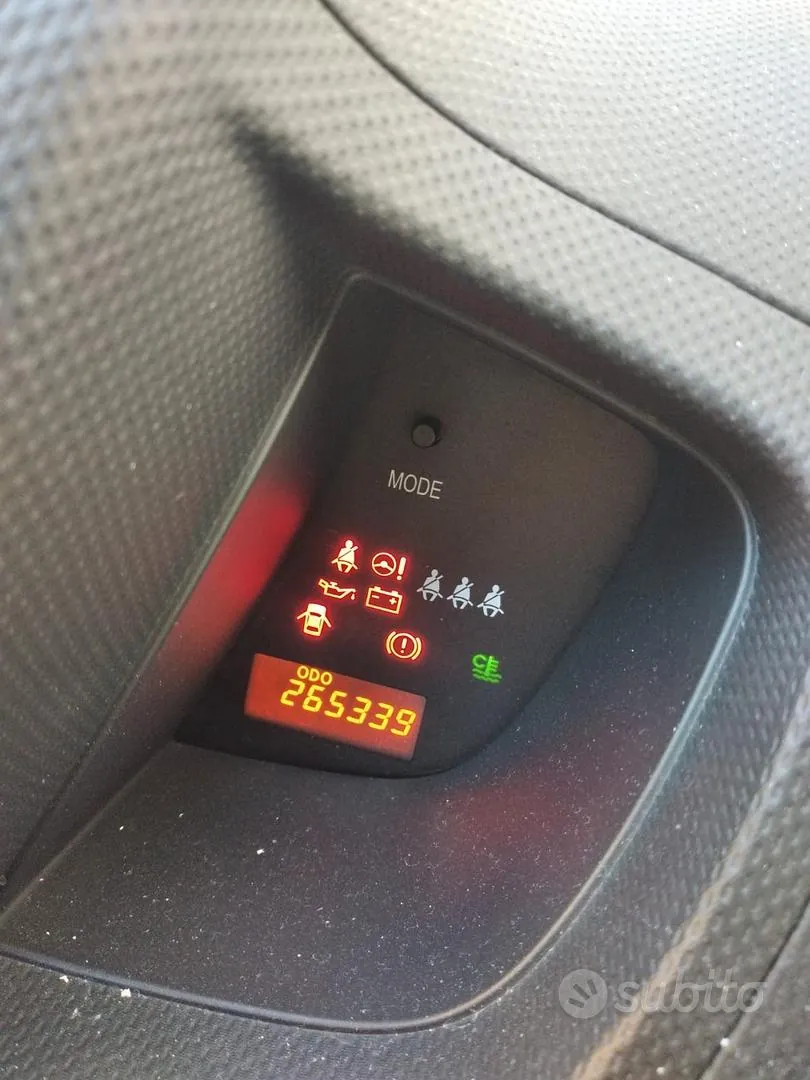Toyota Urban Cruiser 2010 photo 4