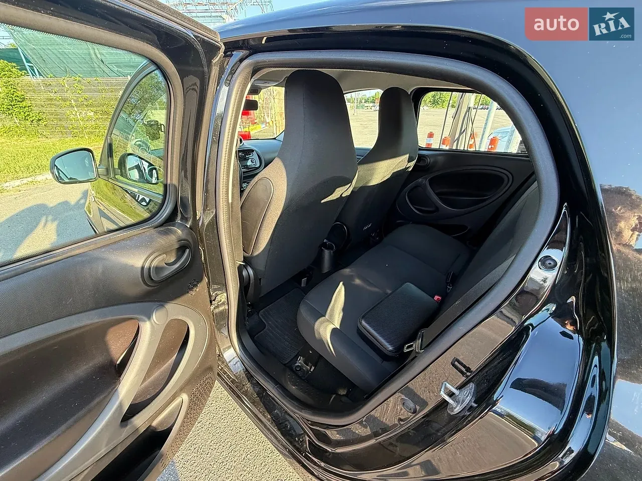 Renault Korea Eq Forfour 2020 photo 5