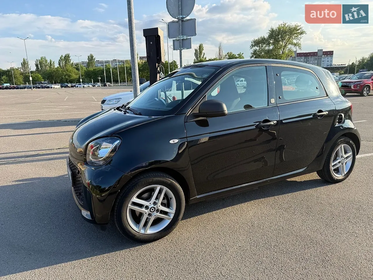Renault Korea Eq Forfour 2020 photo 2