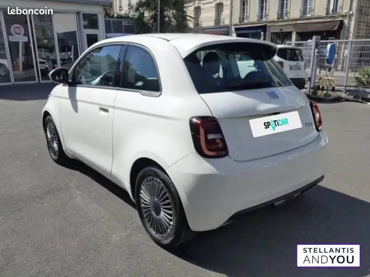 Fiat 500 2023 photo 3