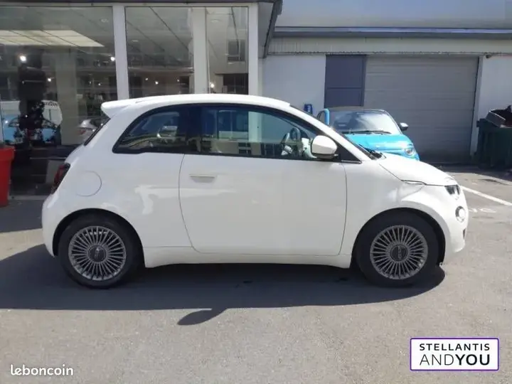Fiat 500 2023 photo 2