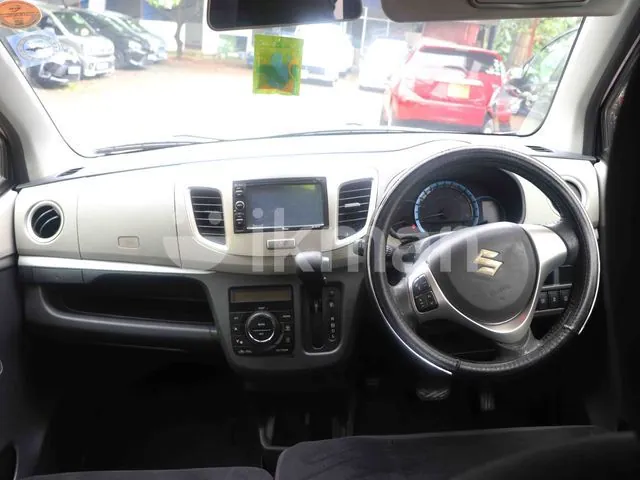 Suzuki Wagon R 2015 photo 3