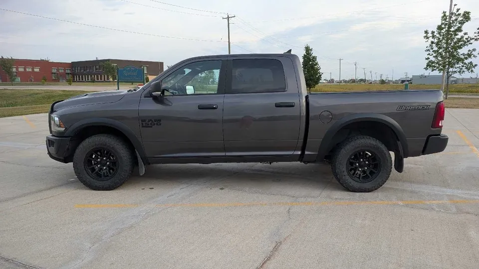 Dodge Ram 1500 Classic 2021 photo 5