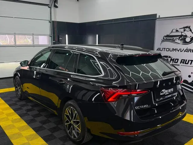 Skoda Octavia Combi 2023 photo 3