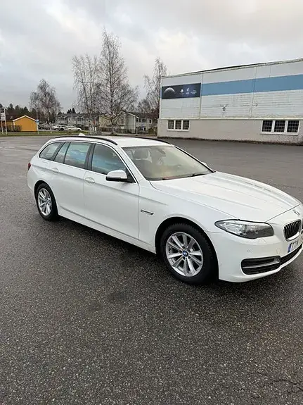 BMW 520D 2014 photo 3