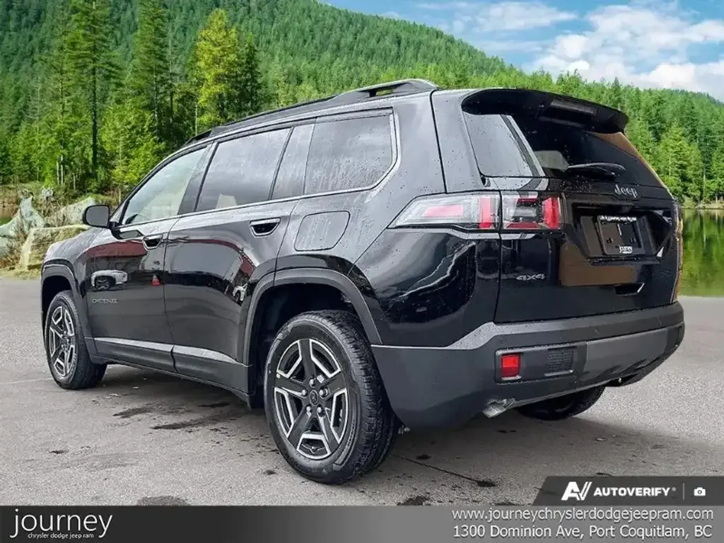 Jeep Cherokee 2026 photo 4