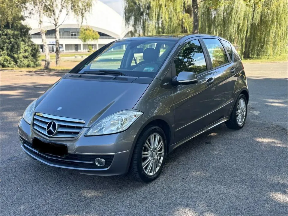 Mercedes-Benz A160
