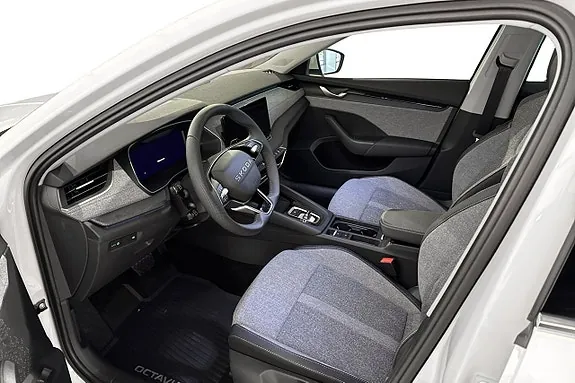 Skoda Octavia 2027 photo 4