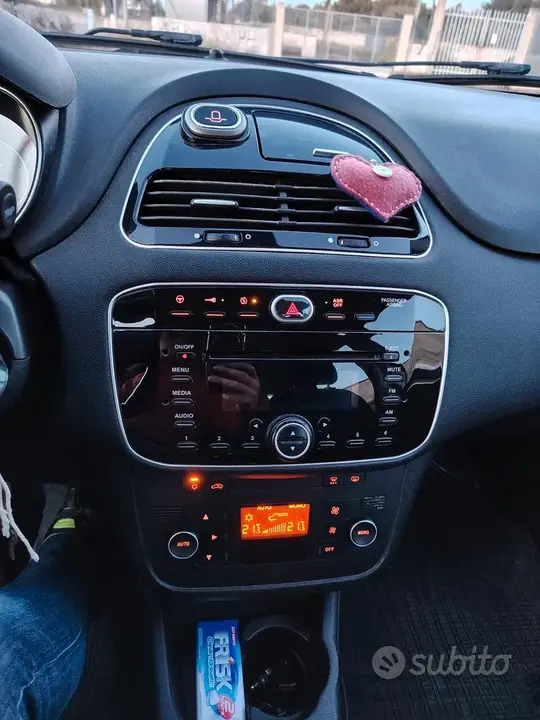 Fiat Punto 2014 photo 5