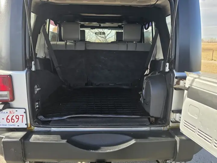 Jeep Wrangler Unlimited 2008 photo 5