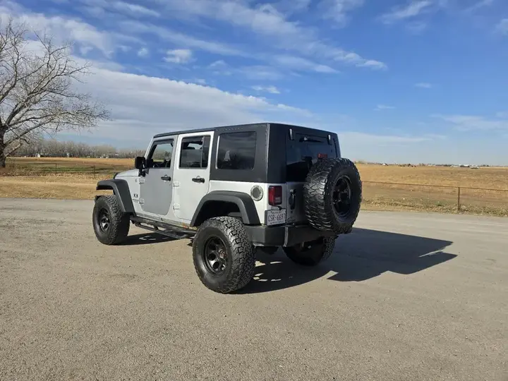 Jeep Wrangler Unlimited 2008 photo 3