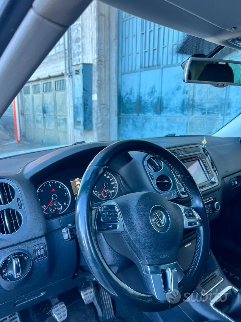 Volkswagen Tiguan 2012 photo 4
