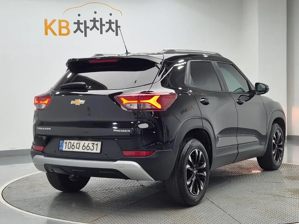 Chevrolet Trailblazer 2022 photo 3