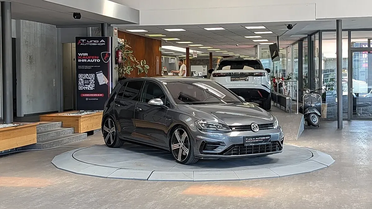 Volkswagen Golf 2019 photo 3