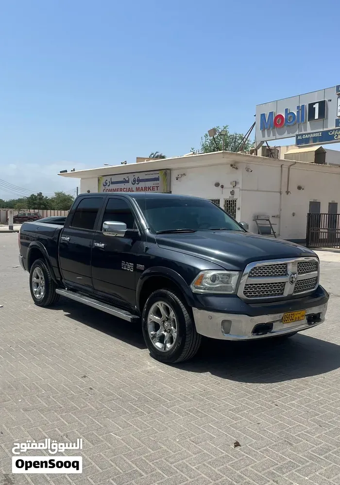 Dodge Ram Laramie