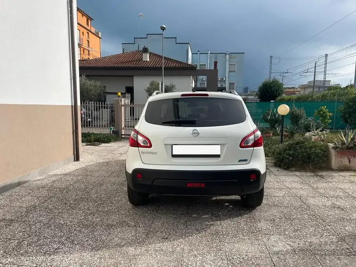 Nissan Qashqai 2010 photo 5