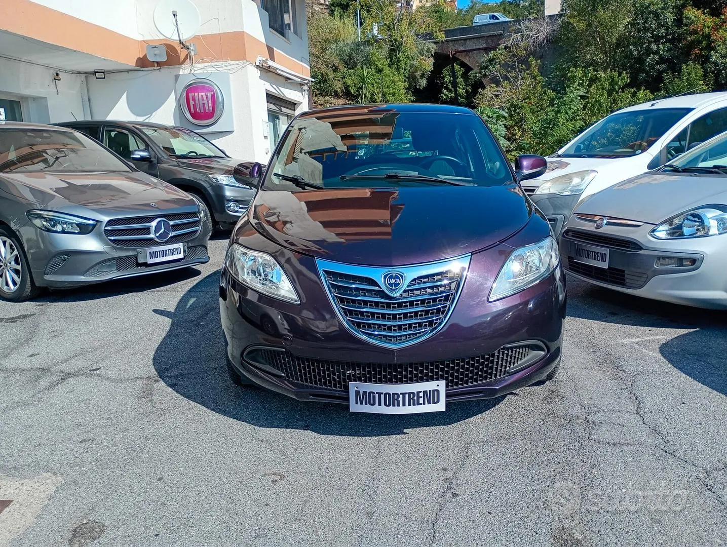 Lancia Ypsilon 2013 photo 2