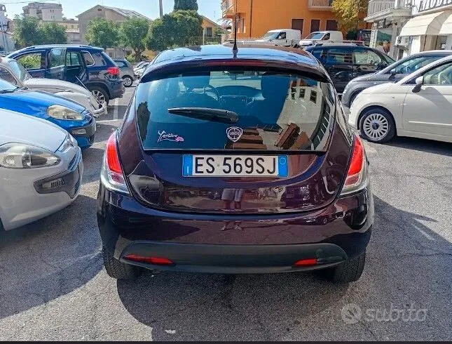 Lancia Ypsilon 2013 photo 4