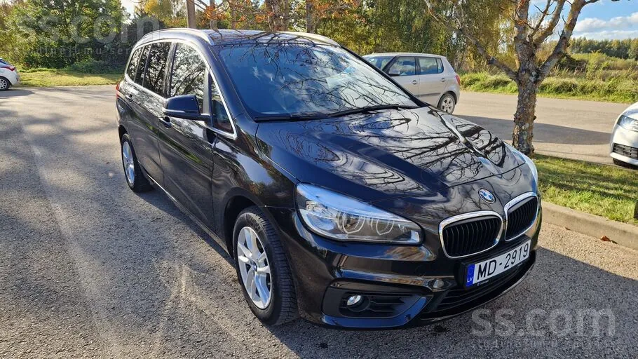 BMW 218D Gran Tourer 2017 photo 2