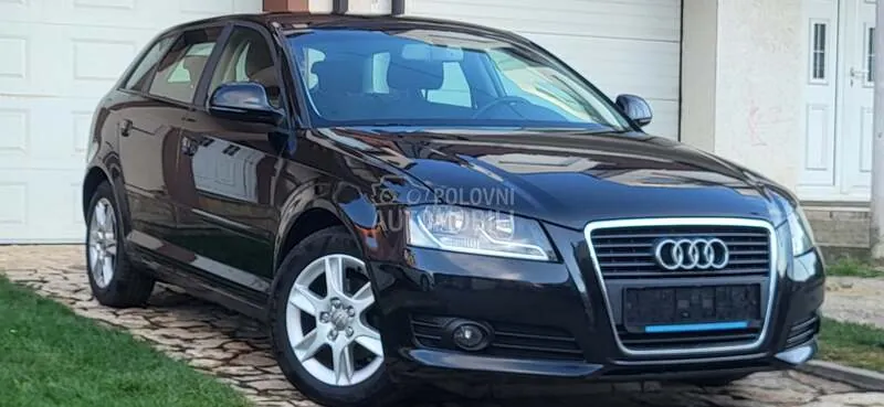 Audi A3 2010 photo 2