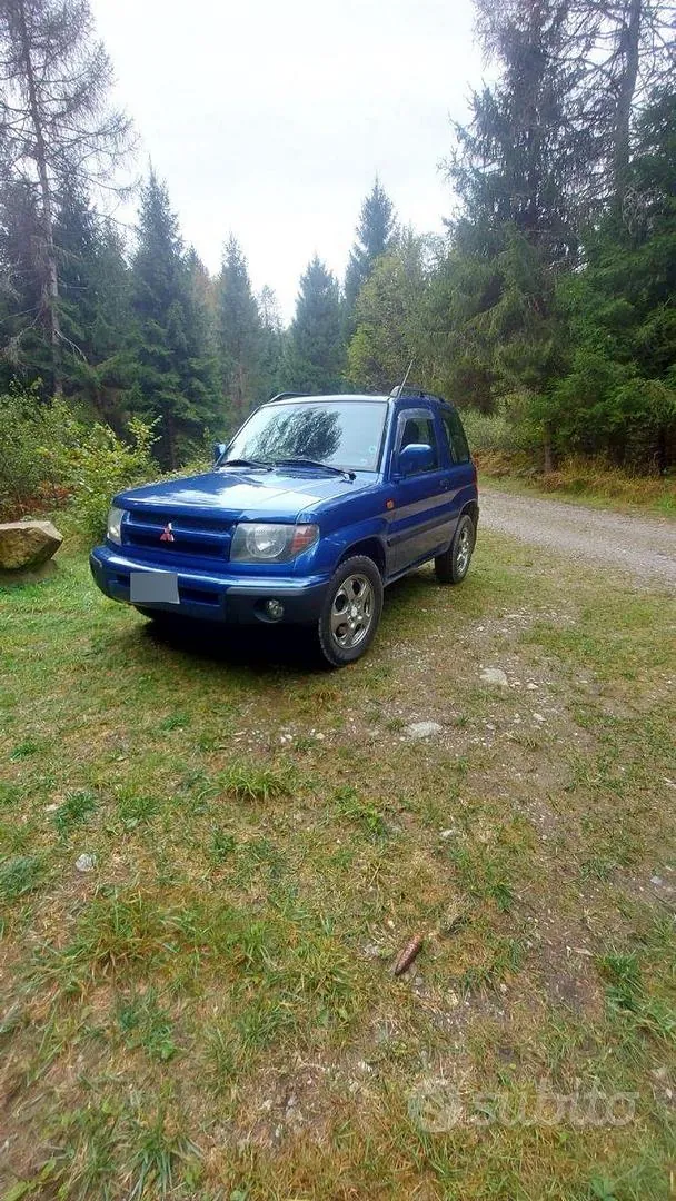 Mitsubishi Pajero 2000 photo 3