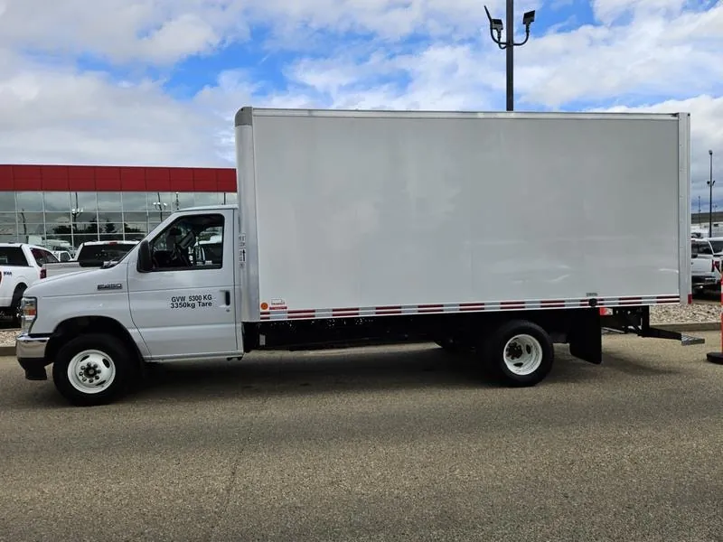 Ford E-Series 2025 photo 2