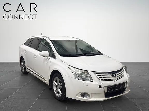 Toyota Avensis 2010 photo 2