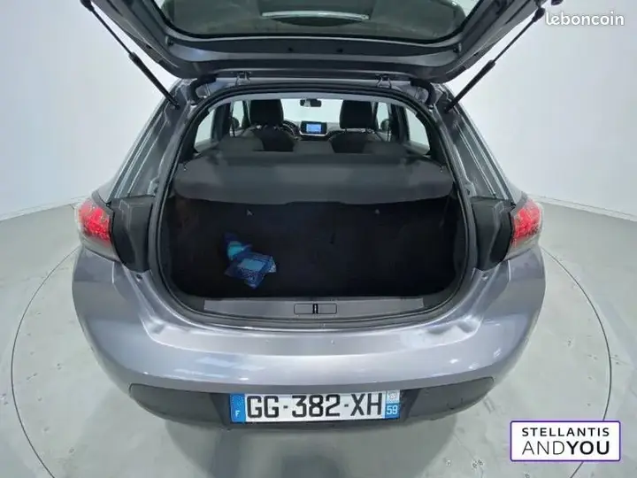 Peugeot 208 2022 photo 4