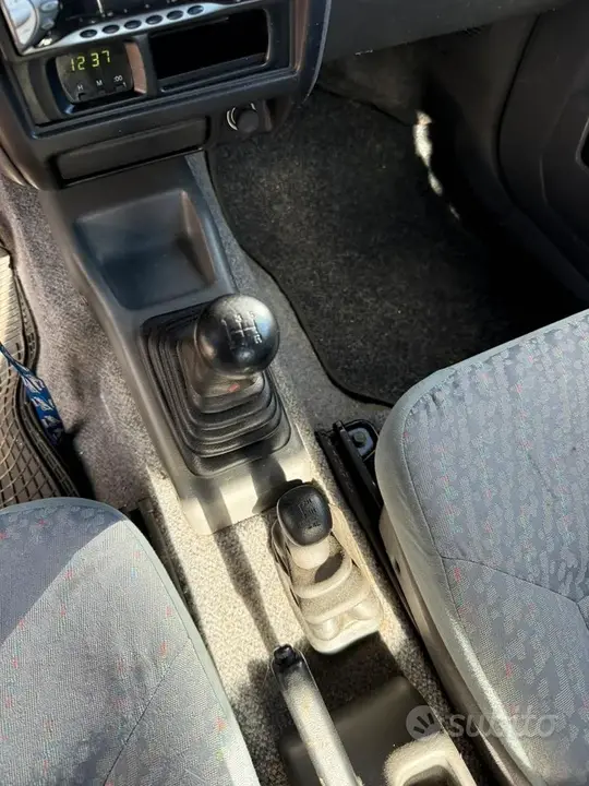 Suzuki Jimny 2005 photo 5