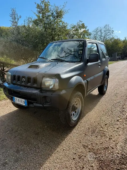 Suzuki Jimny 2005 photo 2