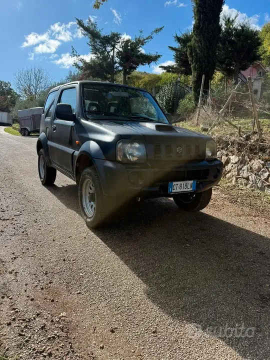 Suzuki Jimny 2005 photo 3