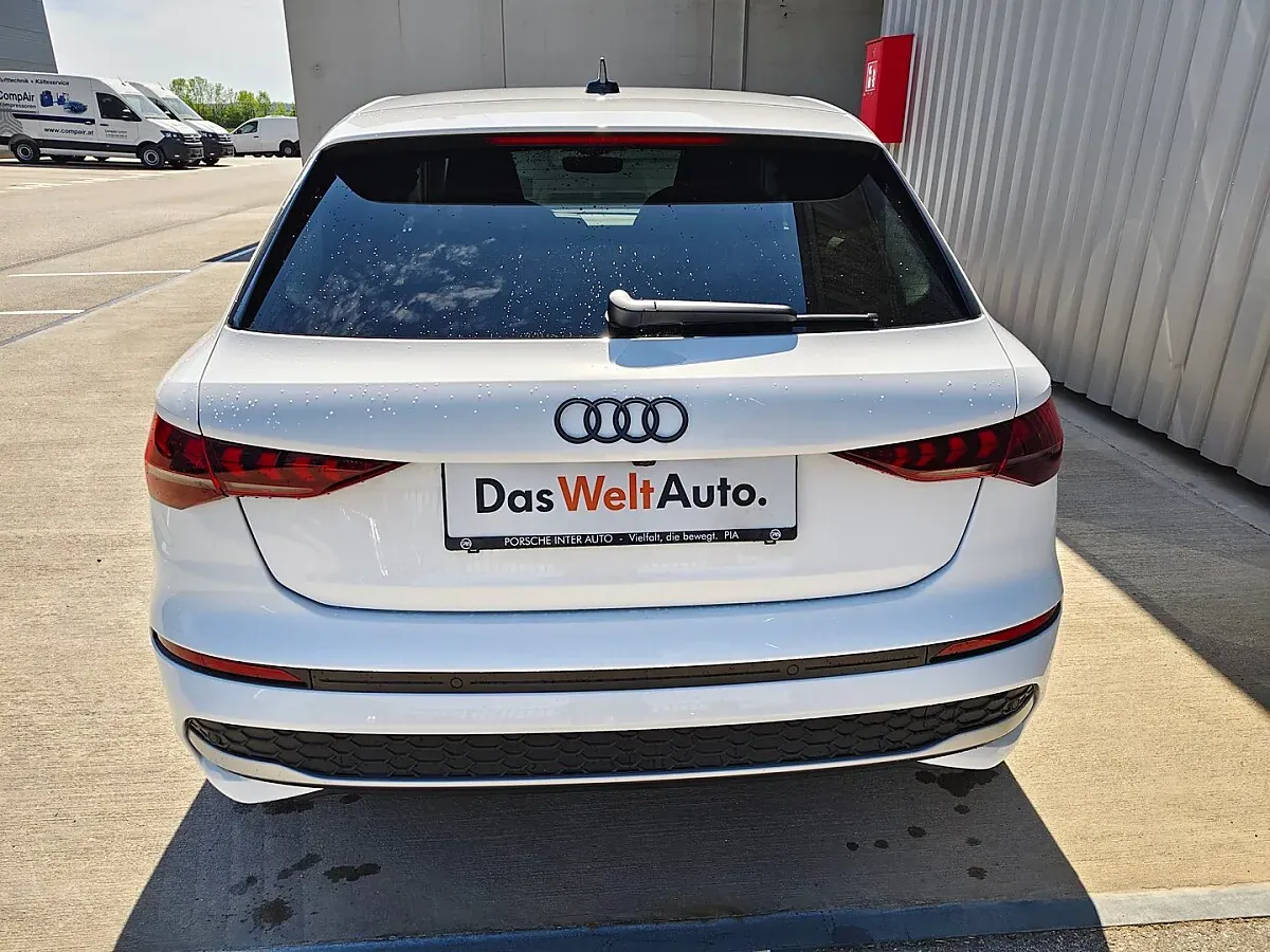 Audi A3 Sportback 2026 photo 3