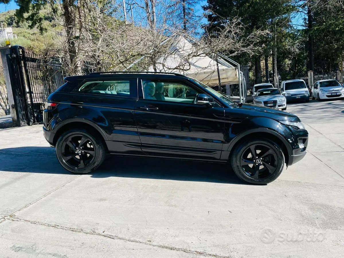 Land Rover Range Rover Evoque 2013 photo 4
