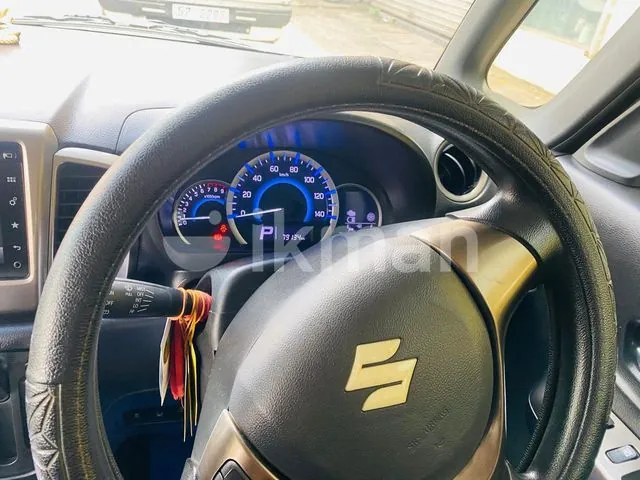 Suzuki Spacia 2017 photo 3