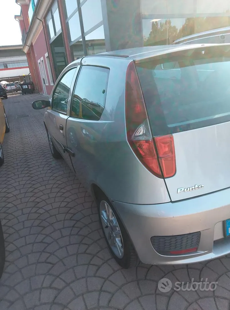 Fiat Punto 2005 photo 5