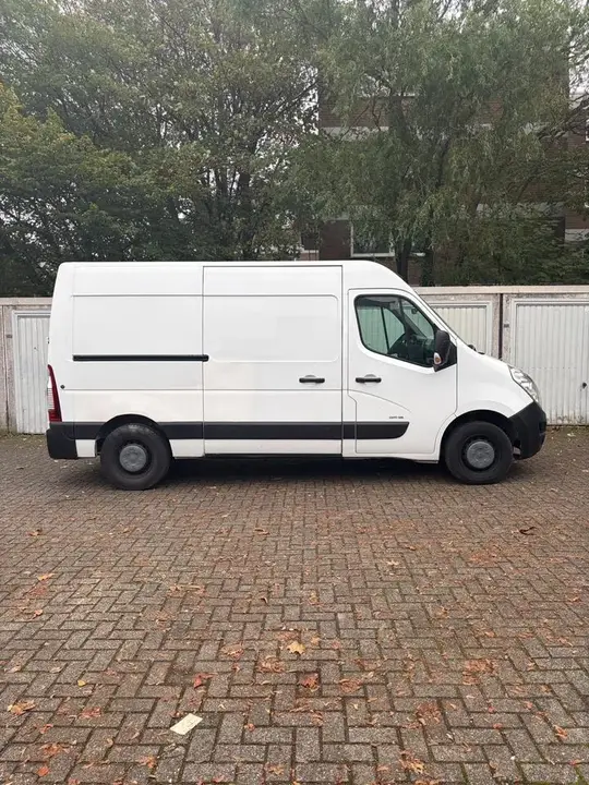 Opel Movano