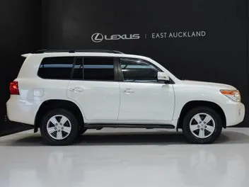 Toyota Land Cruiser 2015 photo 4