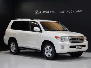 Toyota Land Cruiser 2015 photo 2